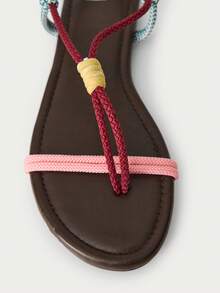 Nöista Sandal dây thừng nhiều màu sắc phong cách Boho với dây buộc thủ công và bảng màu rực rỡ - Món đồ không thể thiếu cho các lễ hội mùa hè, những chuyến phiêu lưu mùa xuân và phong cách thoải mái, thủ công dành cho khách mời. - Màu Đỏ Sâu - Xem 9