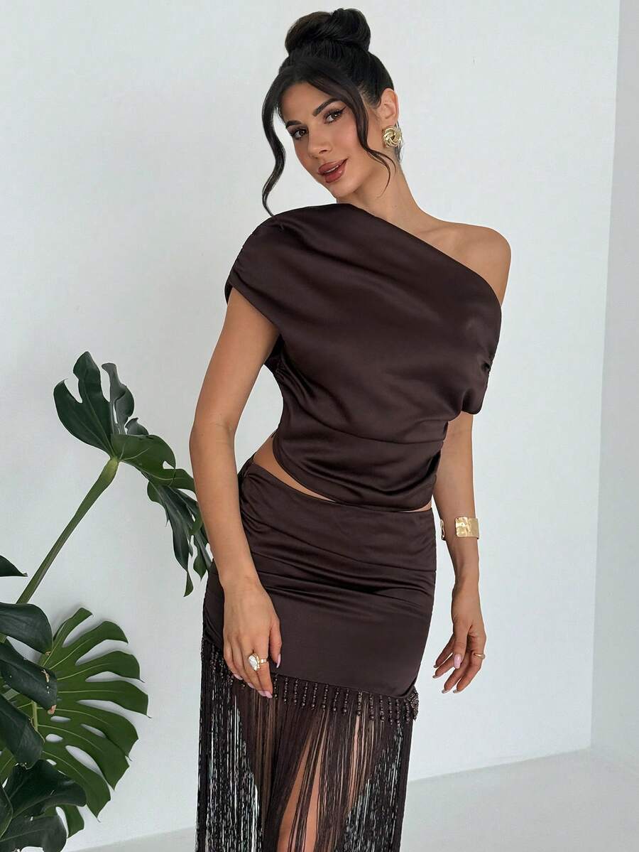 Firerie 女士优雅简约高贵时尚精致现代通勤休闲新款时尚度假荷叶边露肩短款T恤 - 棕色 - 查看 1