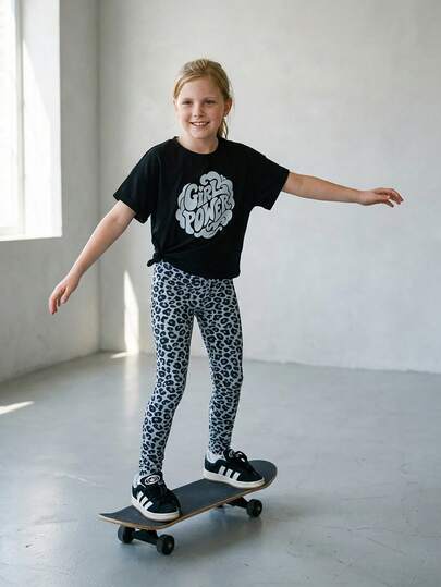 Teenage Girls' Casual Street-Style Grey Printed Loose T-Shirt Set, Summer Tops, Fashionable Design Suitable For Vacation, Travel, Campus And Daily Wear