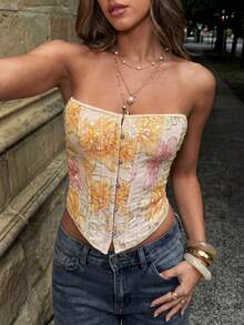 Aloruh Women's Summer Sexy Backless Top With Bohemian Style For Beach Vacation At Music Festival. Dressed With A Modern Metal Necklace Decoration And A Fitted Pullover. With A Lace Top.Sexy, Suitable For Beach, Bali Island Vacation, Party And Other Occasions. Sexy Top, Vacation Women's Wear, Summer, Ladies' Beach Wear, Sequined Top. Sexy Lace See-Through Bandeau Top, Suitable For Parties, Dates, Commuting, Cute Plunging Top, Corset Top, Casual Outerwear, Cute Top, Summer Lace Top.Sequined - Multicolor - View 6