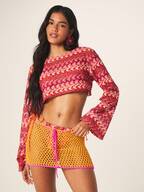 MISSGUIDED Women's Zig Zag Pattern Long Sleeve Crop Knit Top With Wide Bell Cuffs Casual Fall Fashion Pullover