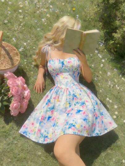 SHEIN MOD Vestido mini elegante de mujer sin mangas con estampado floral, dobladillo con volantes plisados