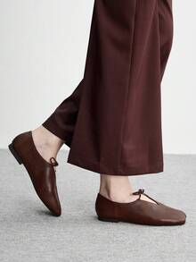 CUCCOO BIZCHIC 法式复古方头高帮系带女鞋春季新款真皮厚跟奶奶鞋通勤百搭小皮鞋 - 棕色 - 查看 3