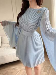 Feyla New Elegant Blue Pleated Dress, Chic & Luxurious, Suitable For Party, Vacation, And Commute - Blue - View 2