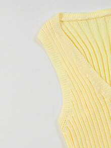 Franclia Women's All-Match Minimalist Fashion Versatile Light Yellow V-Neck Elegant Lady Commuting Slim Fit Vest - Light Yellow - View 5