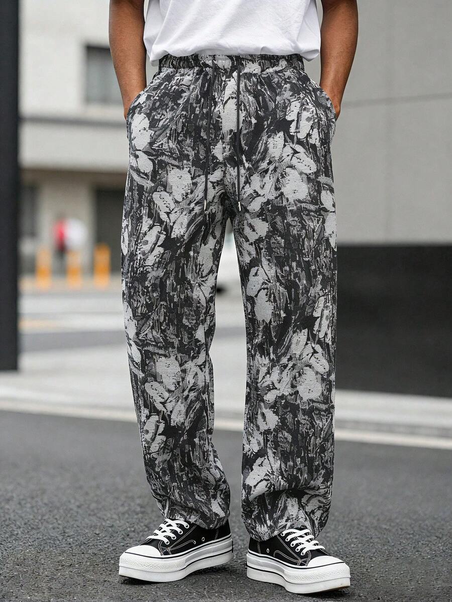 Manfinity Homme 男士街头风运动休闲裤,采用INS风格高街字母印花设计,非常适合波士顿周末短途旅行、音乐节、夏威夷海滩度假以及日常休闲穿着,秋季必备。 - 黑色 - 查看 1