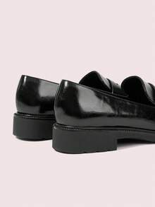 CUCCOO DOLLMOD 女士黑色乐福鞋，圆头厚底，一脚蹬，休闲通勤学院风办公鞋 - 黑色 - 查看 9