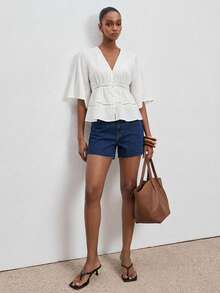 ATUI Studio 女士休闲百搭纯色喇叭袖蕾丝花边衬衫，波西米亚风女装，女士西部服饰，狂欢节服装，西部女装 - 白色 - 查看 1