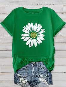 EMERY ROSE Plus Size Women's Floral Print Short Sleeve Casual T-Shirt, Women Round Neck Flower Pattern Top Graphic Tees Women Tops - Green - View 1