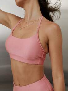 Aralina Bộ đồ thể thao năng động 2 mảnh dành cho nữ, chất liệu mềm mại, bóng nhẹ, gồm áo croptop cổ yếm và quần short siêu ngắn, thích hợp cho tập gym và tập luyện. - Bụi hồng - Xem 4