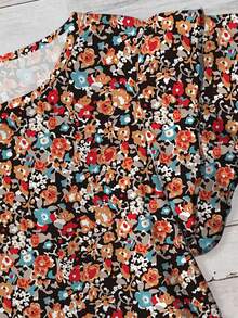 Mellowie 大码女士复古碎花短袖衬衫，适合春夏穿着 - 彩色 - 查看 4