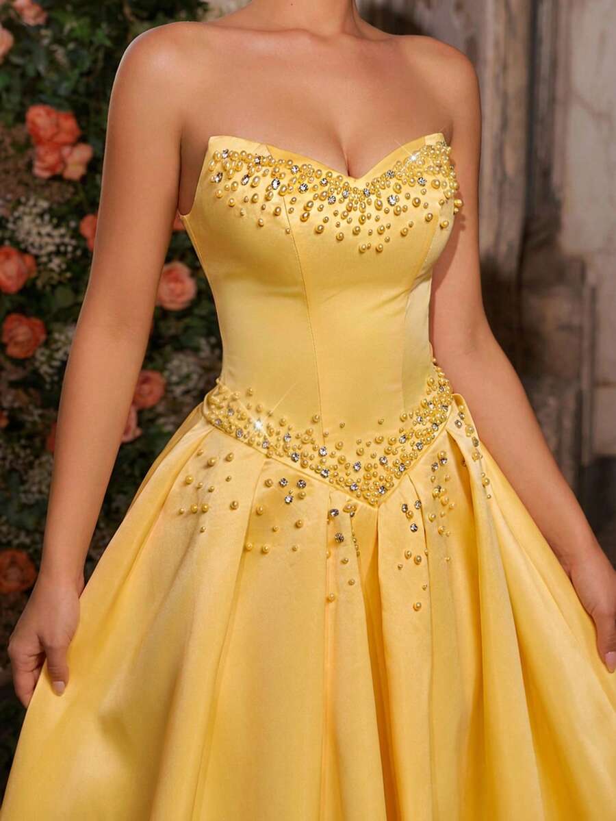 Glamrae 优雅的黄色无肩带连衣裙，饰有奢华的手工串珠和水钻，蓬松的裙摆，可调节的系带后背，适合约会、海滩度假、生日、派对、婚礼、毕业典礼、正式场合等各种场合。