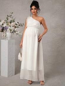 SHEIN Vestido de Maternidade Branco Elegante de Verão em Chiffon Sedoso para Convidada de Casamento com Ombro Assimétrico e Decoração de Penas, Roupa de Férias de Cor Sólida para Mulheres, Vestidos para Senhoras - Branco - Visão 7