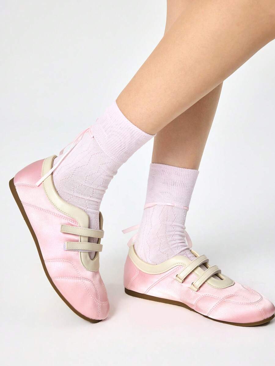 ROMWE Grunge Punk Chaussures plates pour femmes avec imprimé léopard, chaussures de danse de ballet à surface en tissu, chaussures mocassins, petites chaussures  de style "Mary Jane" - Rose bonbon - Voir 1