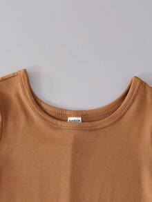 SHEIN 2pcs/Set Girls' Autumn/Winter Snug Fit Warm Solid Color Jumpsuit, Soft Material Provides Comfortable Wear, Solid Color, Suitable For Home Wear, Fit For Spring, Autumn And Winter - Multicolor - View 5