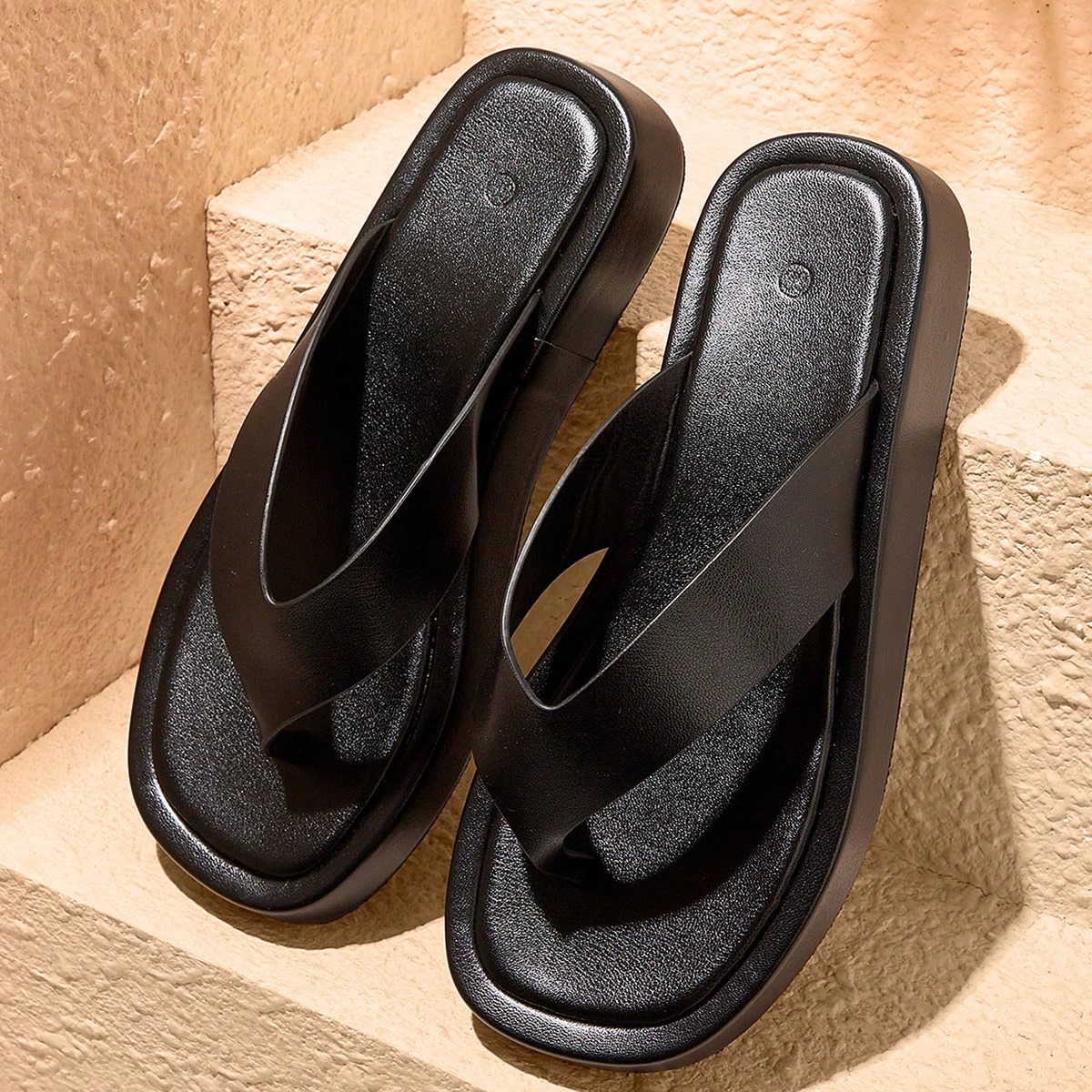 Sandalias de mujer con suela gruesa y punta abierta, color negro, suaves y cómodas, antideslizantes, adecuadas para ir al trabajo, de compras, a la p