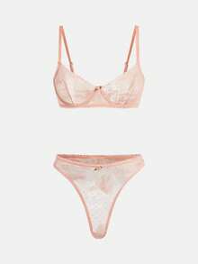 lacRébo 柔美粉色网纱内衣套装，含钢圈文胸，饰以玫瑰花边，搭配同款丁字裤，浪漫可爱，法式巴黎风情。 - 粉色 - 查看 7