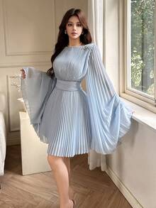 Feyla New Elegant Blue Pleated Dress, Chic & Luxurious, Suitable For Party, Vacation, And Commute - Blue - View 3