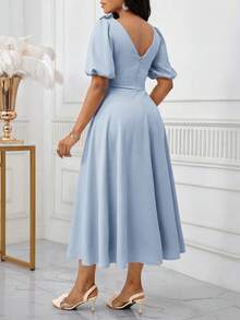 SHEIN Lady Damen Einfarbiges 3D Blumen Dekor Kleid mit kurzen Petal-Ärmeln, elegantes Midi-Kleid - Babyblau - Übersicht 2