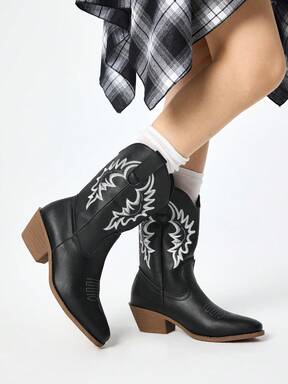 Fairycore Women's White Western Boots, Pointed Toe Chunky Heel V-Cut Leather Boots, Low Heel Embroidered Knee-High Boots And Ankle Boots