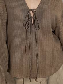KSTM Blusa acanalada de ajuste relajado con detalle de lazo delantero y mangas largas tipo obispo para uso casual en otoño e invierno - Marrón - Ver 7