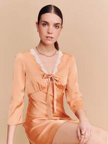 lacRébo 橙色缎面迷你连衣裙，蕾丝边V领，正面系带蝴蝶结，可爱春夏风，法式巴黎风。 - 橘色 - 查看 6
