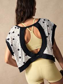 VARSIVA 女士波点印花露背宽松运动T恤 - 黑與白 - 查看 7