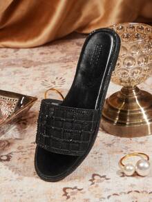 CUCCOO TILAWA Women's Rhinestone Flat Sandals - Black - View 6