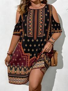 EMERY ROSE Vestido corto con hombros descubiertos y estampado de talla grande para mujer - Negro - Ver 4
