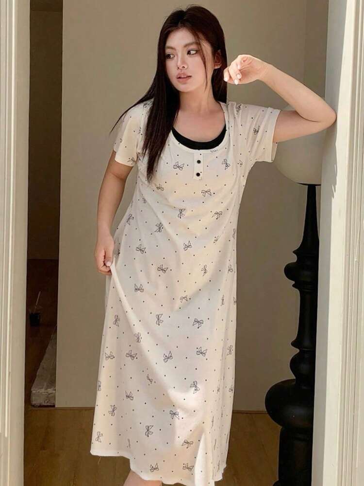 Dazy Plus Stretchy Fitted Butterfly Print Floral Bodycon Short Sleeve Sleepwear Nightgown