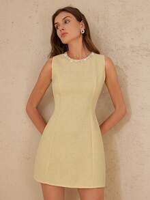 Aveloria Rosie 新款欧美优雅薄款粗花呢领镶钻链条无袖短裙 - 黃色 - 查看 3