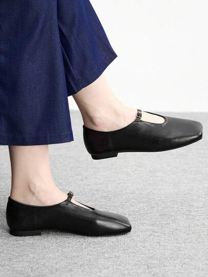 CUCCOO BIZCHIC New Retro Flat Soft-Soled Ballet Shoes