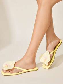 CUCCOO CHICEST Giày sandal quai ngang sang trọng dành cho nữ, sandal đế bằng họa tiết da rắn dập nổi đính đá lấp lánh. - Màu vàng nhạt PU - Xem 10