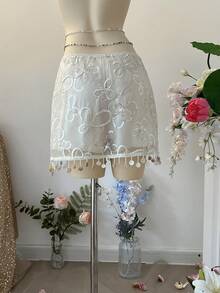 SuriyaCove 时尚甜美修身亮片刺绣A字迷你裙 - 杏色 - 查看 2