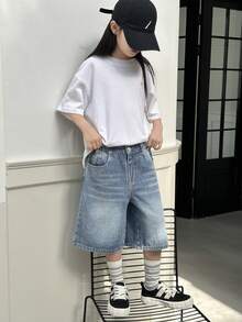 SHEIN 2026春夏新款少女休闲校园街头风浅蓝色多色牛仔骑行短裤，大码女童弹力腰阔腿宽松直筒中长裤，春夏百搭品牌工装裤连体裤 - 淺色水洗藍 - 查看 4