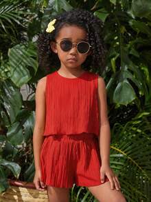 SHEIN Ensemble débardeur et short en tissu texturé de couleur unie, décontracté pour jeune fille en été, pour les vacances et les déplacements - Rouge - Voir 3