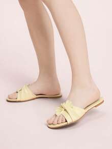 CUCCOO DOLLMOD Sandalias planas cómodas de color amarillo claro para damas, sandalias con suela con lazo de estilo dulce - Caqui claro - Ver 1