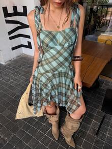 Rina Fox Vestido Assimétrico Xadrez Sexy e Divertido com Decote Nas Costas para Mulheres - Verde - Visão 5