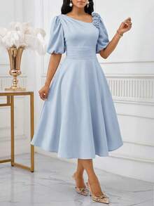 SHEIN Lady Damen Einfarbiges 3D Blumen Dekor Kleid mit kurzen Petal-Ärmeln, elegantes Midi-Kleid - Babyblau - Übersicht 3