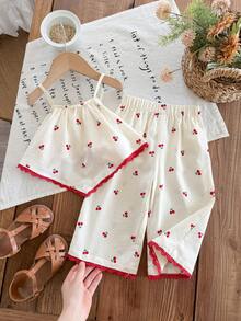SHEIN LMoss Kids 女嬰可愛甜美花卉印花短袖上衣與鬆緊腰短褲套裝 - 紅色 - 查看 1
