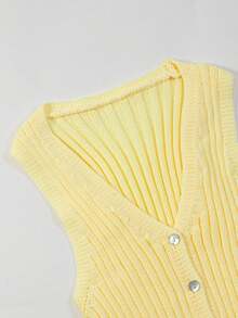 Franclia Women's All-Match Minimalist Fashion Versatile Light Yellow V-Neck Elegant Lady Commuting Slim Fit Vest - Light Yellow - View 7