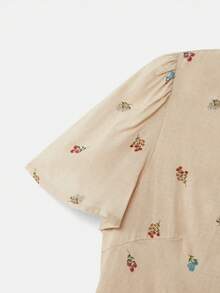 lacRébo Beżowa mini sukienka kopertowa z kwiatowym haftem i małymi guzikami - Morela - Zobacz 7