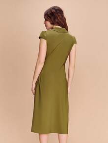 lacRébo Đầm midi ôm dáng màu kaki bằng vải satin, cổ Peter Pan và điểm nhấn ren dễ thương. - xanh quân đội - Xem 2