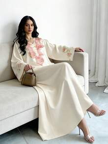 Al Najma 花卉植物条纹领口搭配同色系花卉印花时尚V领女士长袖连衣裙，优雅阿拉伯风格服装，春夏款 - 彩色 - 查看 5