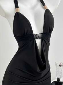 Elamini Women's Black Minimalist Casual Sexy Draped Neck Lace Trim Fitted Mini Dress Black Club Dress Sexy Black Dress For Women Black Cut Out Dress Criss Cross Dress Black Vacation Dress - Black - View 5