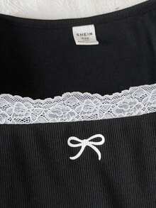 SHEIN Tween Girl Black Collar Splice White Lace Trim Fitted Top T-Shirt, Y2K Style - Black - View 5