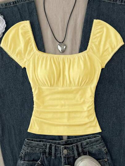 SHEIN Camiseta slim de manga corta plisada para adolescentes, cuello cuadrado profundo con encaje floral de malla y manga abultada, atuendo para fiesta del té, camisetas de verano, tops de verano