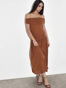 KSTM Off Shoulder Brown Wide Waistband Maxi Dress With Ruched Bodice And Flowing A-Line Silhouette For Evening Occasions - Brown - View 7