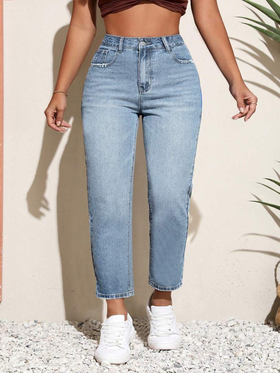 SHEIN CURVE+ Plus Size Solid Color Minimalist Everyday Jeans - Blue - View 1