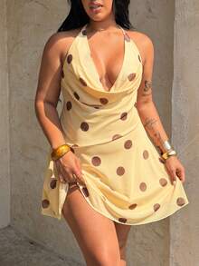 Rustia 大码女士优雅波点垂褶领口系带腰部荷叶边休闲度假连衣裙 - 黃色 - 查看 3
